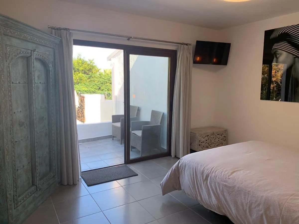 Apartamentos Finca Wapa La La Frontera