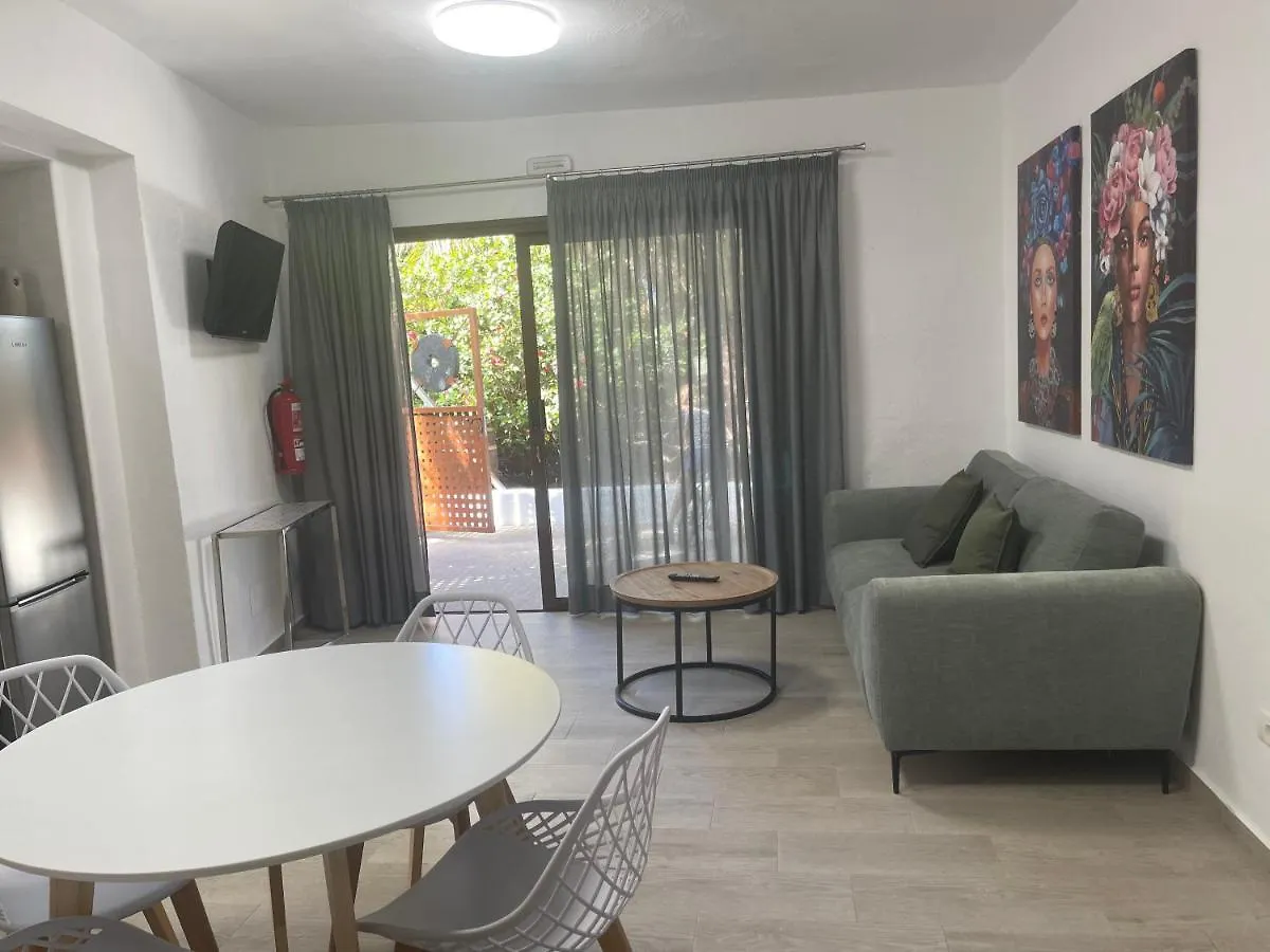 Apartamentos Finca Wapa La La Frontera