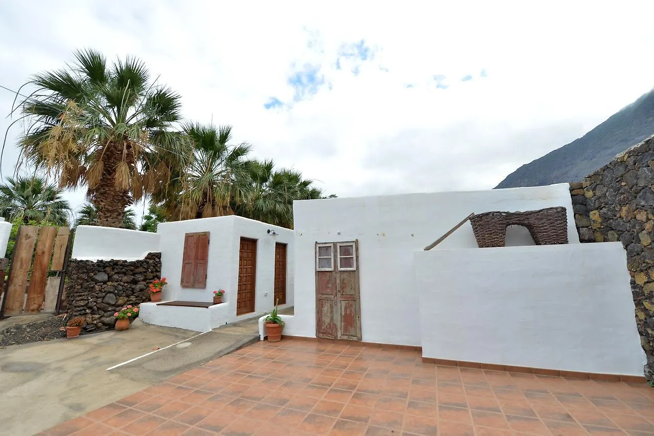 Apartamentos Finca Wapa La La Frontera