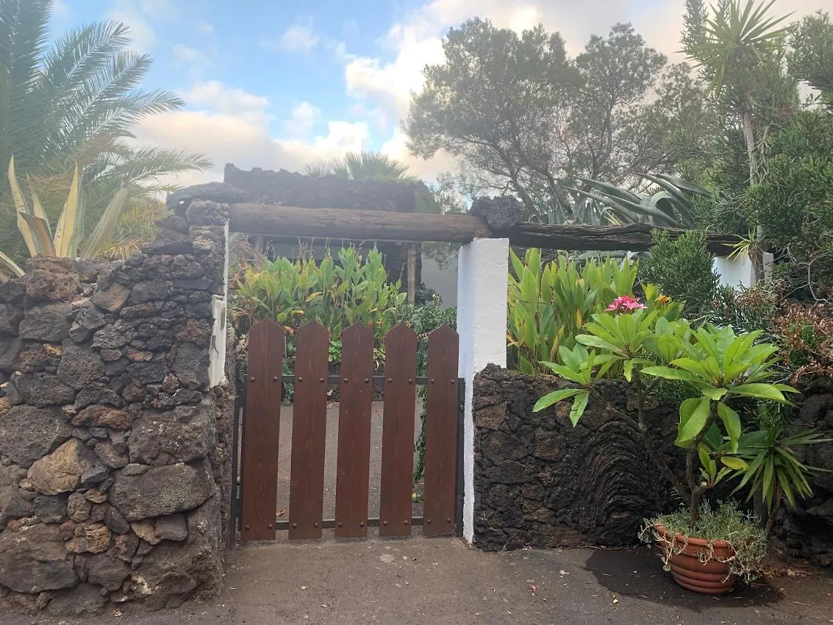 Apartamentos Finca Wapa La La Frontera