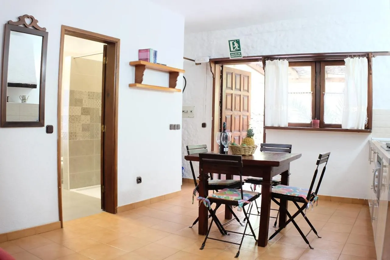 Apartamentos Finca Wapa La La Frontera